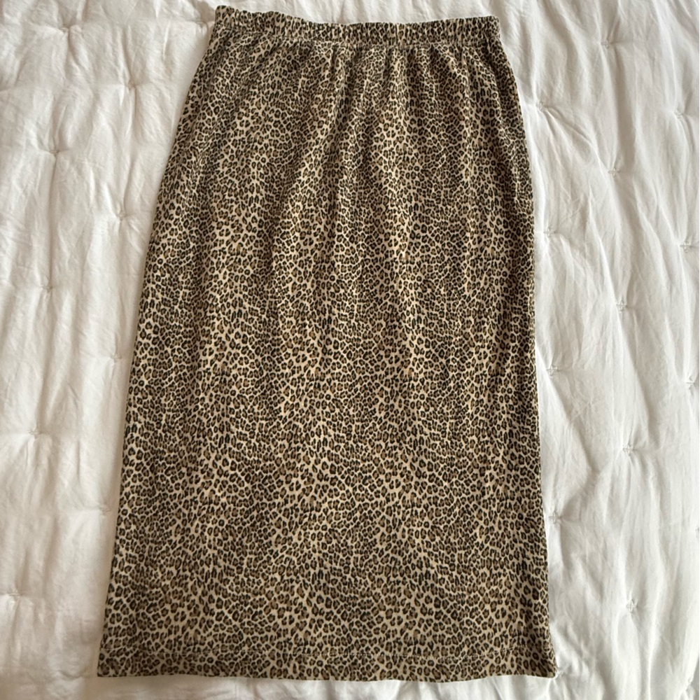 Vintage Leopard Print Women's knee-length slip-style Skirt - Made in Canada!
